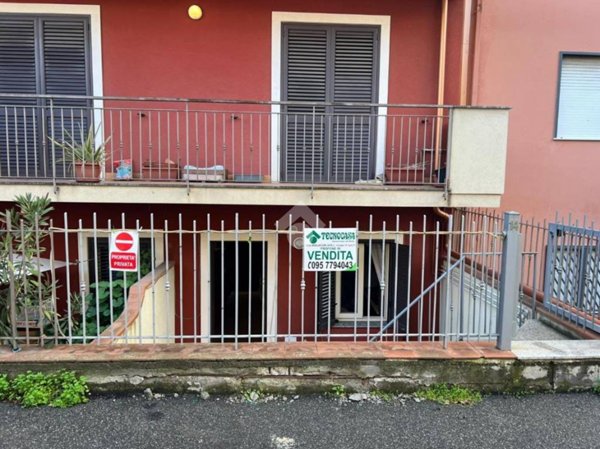appartamento in vendita a Giarre in zona Macchia