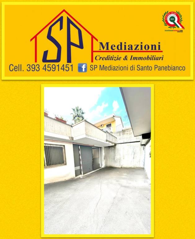 locale commerciale in vendita a Giarre