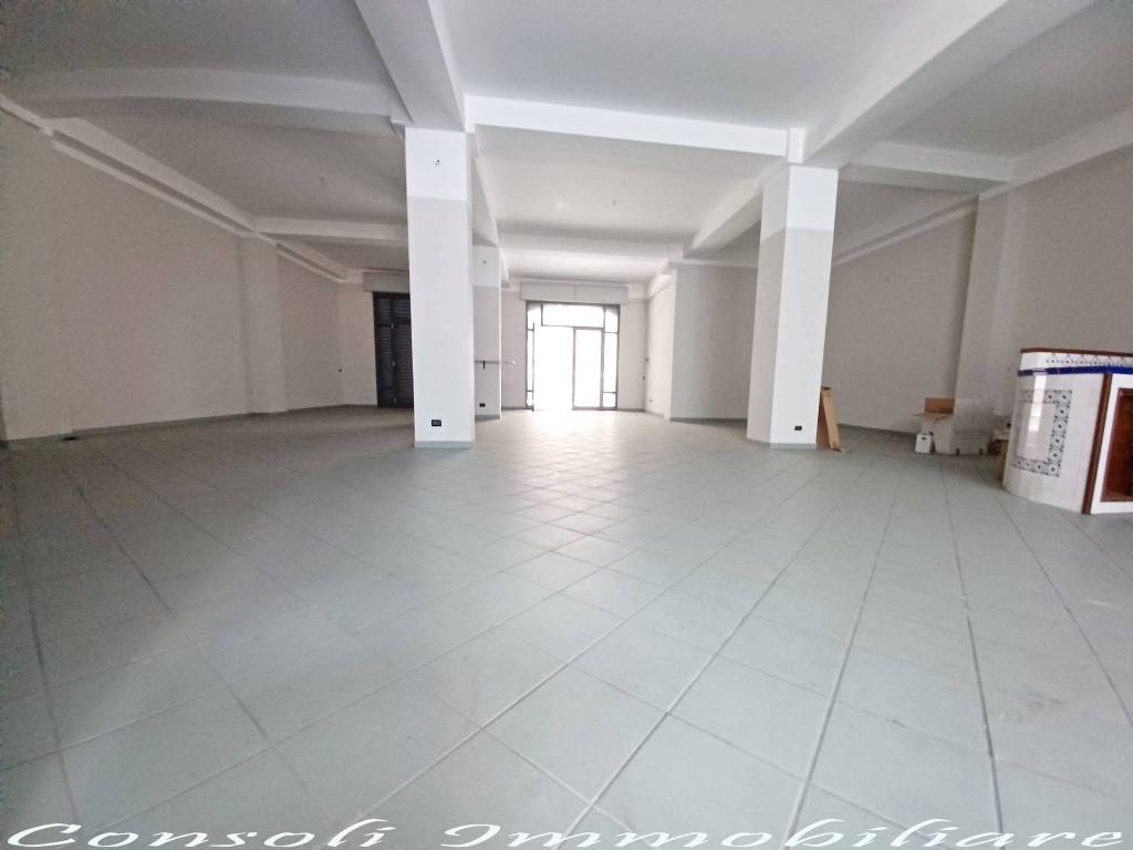 negozio in vendita a Giarre