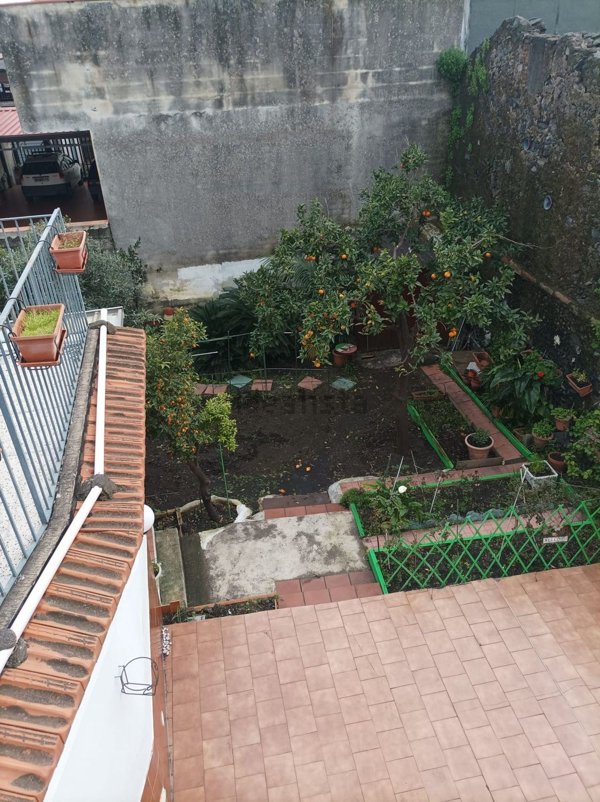 casa indipendente in vendita a Giarre in zona Macchia