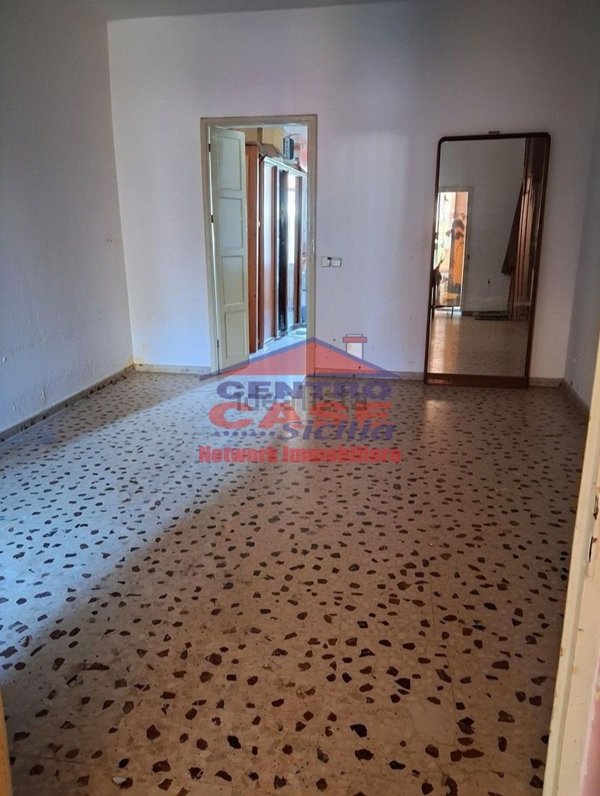 casa semindipendente in vendita a Giarre