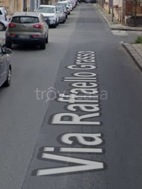 locale commerciale in vendita a Giarre