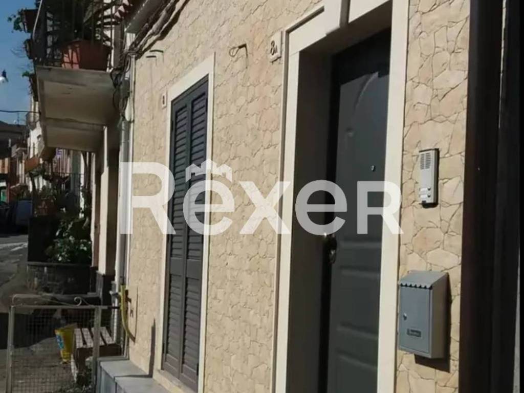 appartamento in vendita a Giarre in zona San Giovanni Montebello