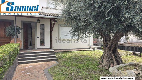 casa indipendente in vendita a Giarre