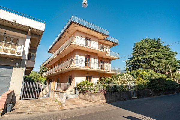 appartamento in vendita a Giarre in zona Macchia