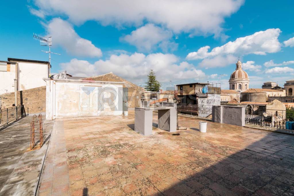 casa indipendente in vendita a Giarre