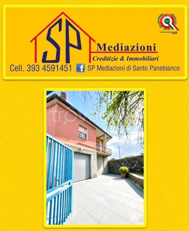 casa indipendente in vendita a Giarre in zona Altarello