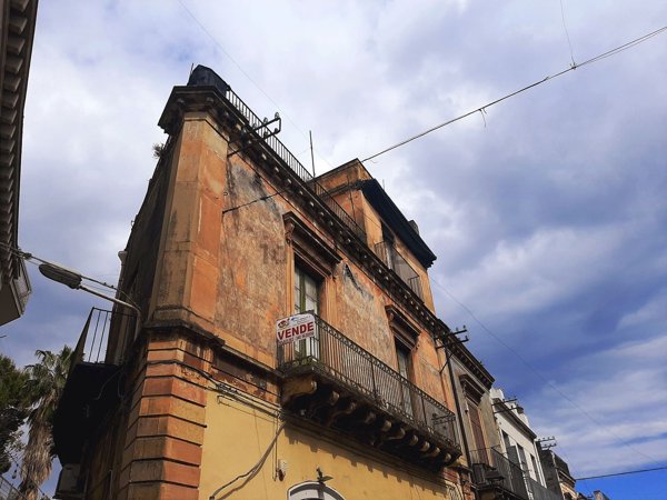 casa semindipendente in vendita a Giarre