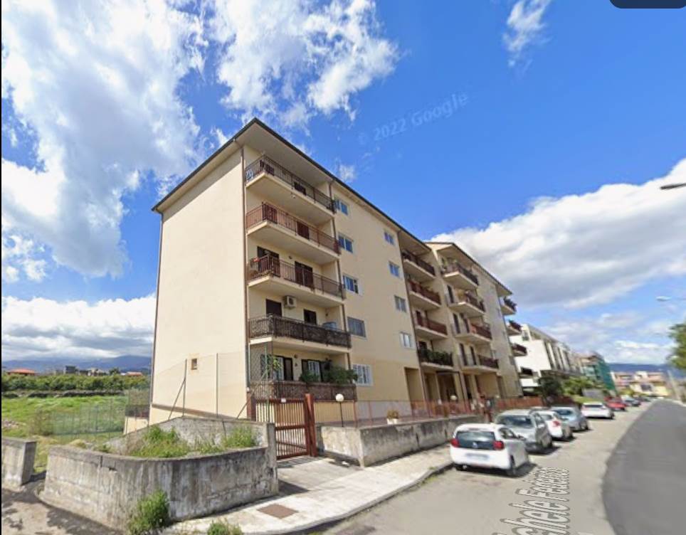 appartamento in vendita a Giarre in zona Altarello