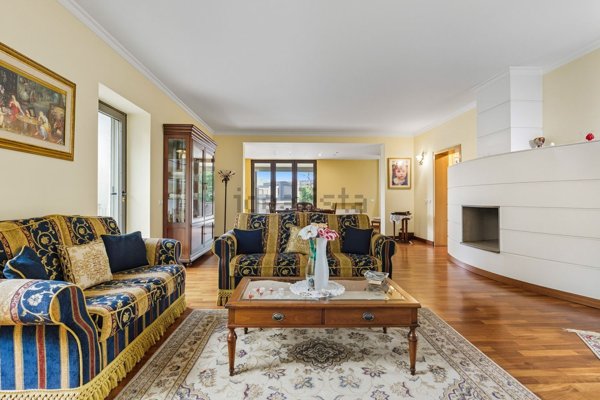 casa indipendente in vendita a Giarre in zona Macchia