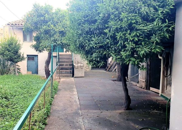 casa indipendente in vendita a Giarre