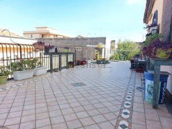 casa indipendente in vendita a Giarre