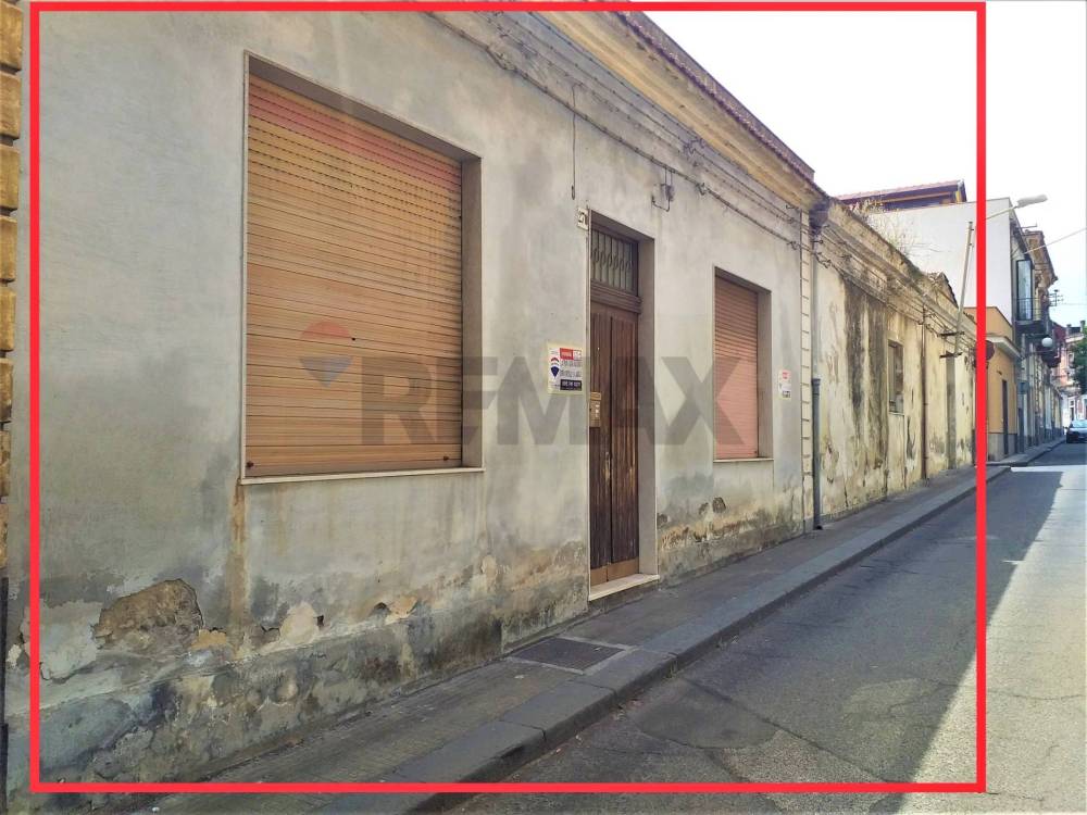 casa indipendente in vendita a Giarre