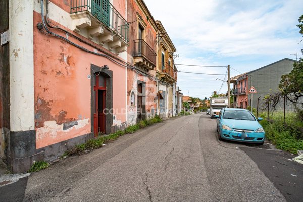 casa indipendente in vendita a Giarre in zona San Leonardello