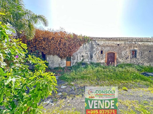 casale in vendita a Giarre in zona San Leonardello
