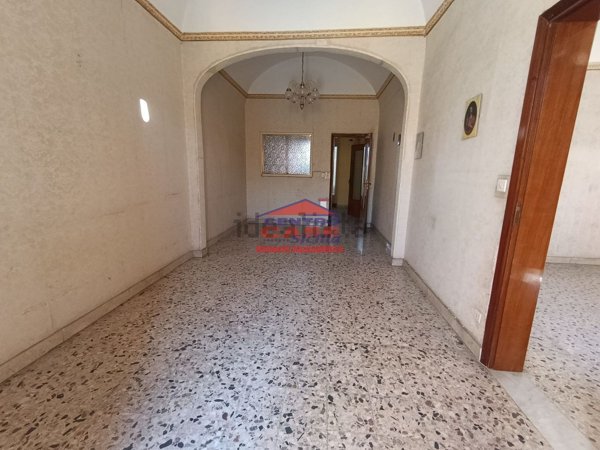 casa semindipendente in vendita a Giarre