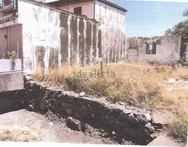 casa indipendente in vendita a Giarre in zona Altarello