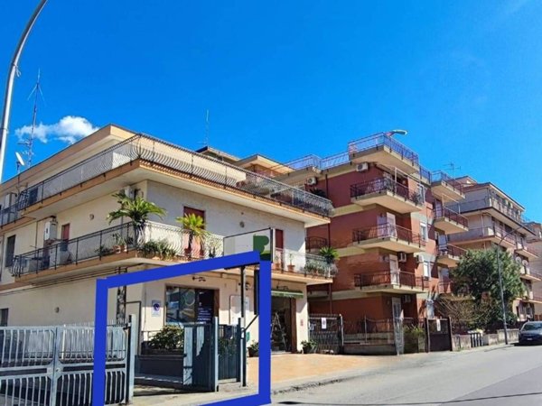 locale di sgombero in vendita a Giarre