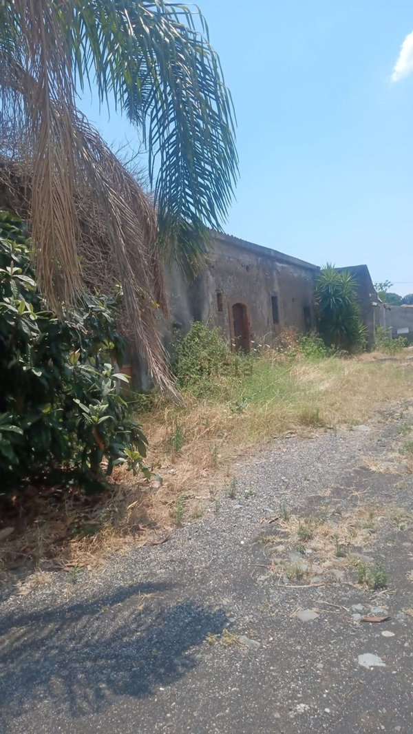 casa indipendente in vendita a Giarre in zona San Leonardello