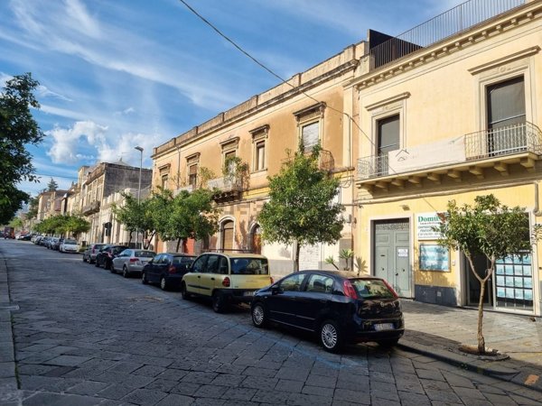 casa semindipendente in vendita a Giarre