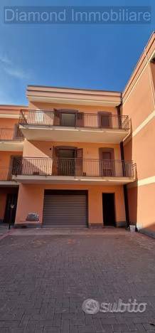 casa indipendente in vendita a Giarre