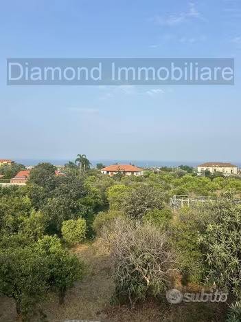 appartamento in vendita a Giarre in zona Altarello