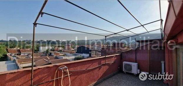 appartamento in vendita a Giarre in zona Macchia