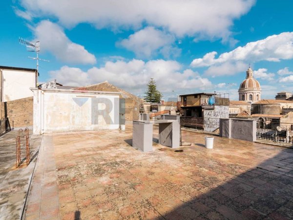 casa indipendente in vendita a Giarre