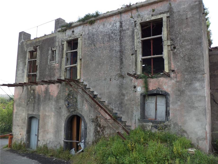 casa indipendente in vendita a Giarre