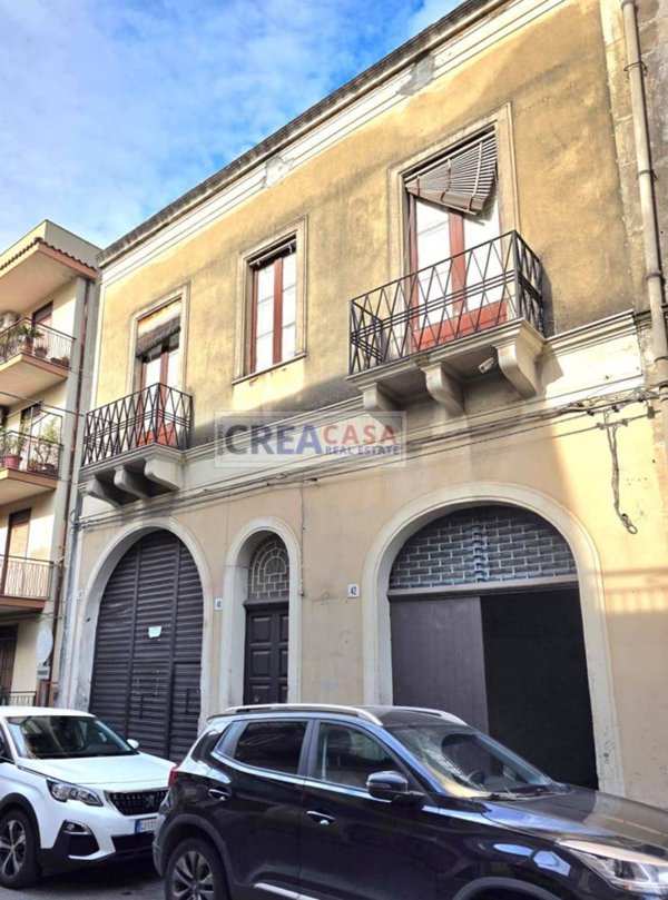 casa indipendente in vendita a Giarre