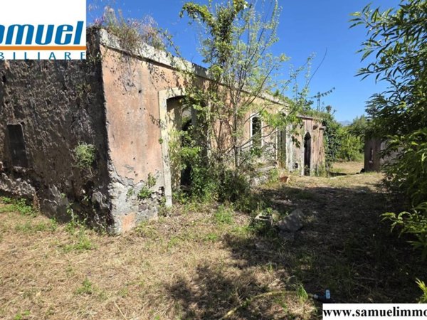 casa indipendente in vendita a Giarre