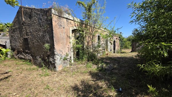 casa indipendente in vendita a Giarre