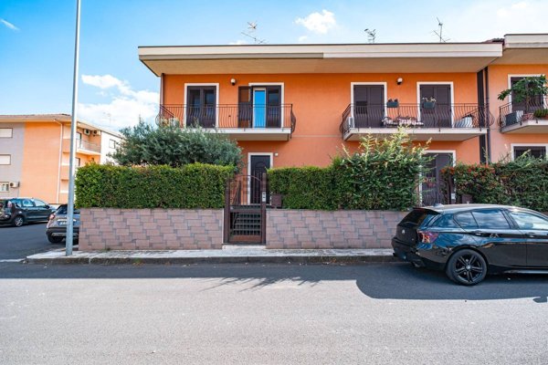 casa indipendente in vendita a Giarre