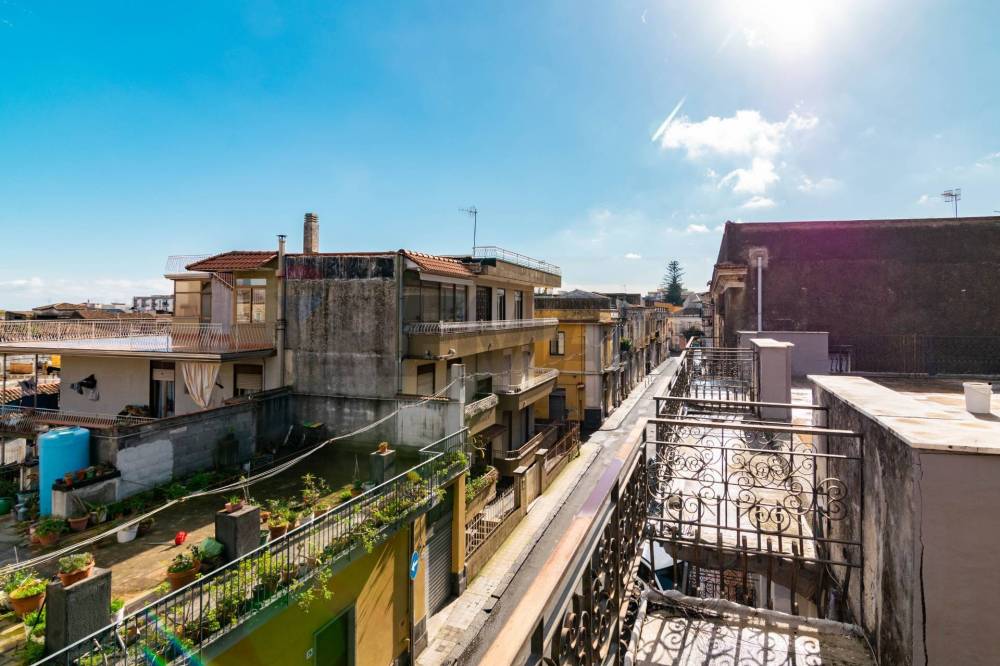 casa indipendente in vendita a Giarre
