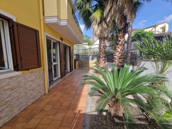 casa indipendente in vendita a Giarre in zona Trepunti