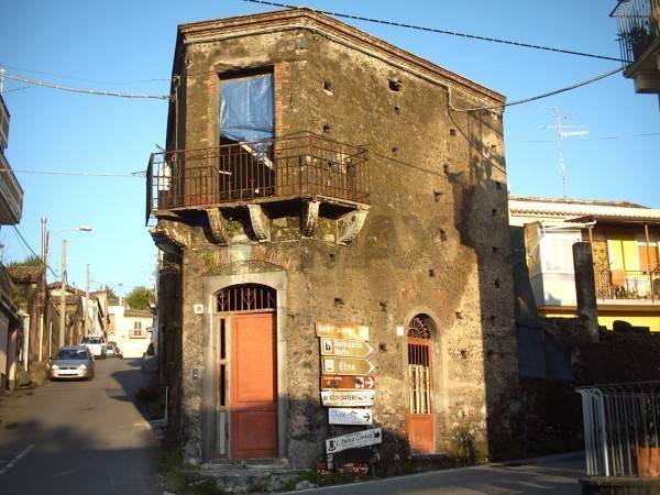 casa indipendente in vendita a Giarre