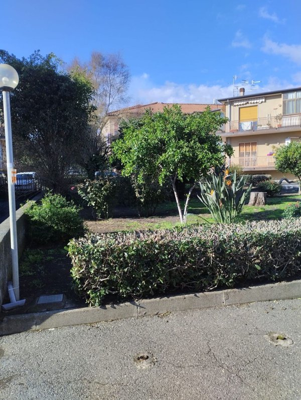appartamento in vendita a Giarre in zona Altarello