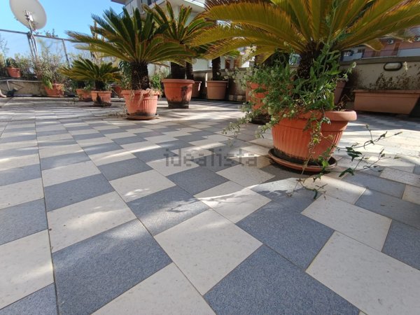 appartamento in vendita a Giarre in zona Altarello