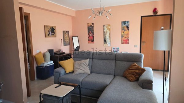 appartamento in vendita a Giarre in zona Altarello