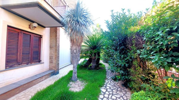 casa indipendente in vendita a Giarre