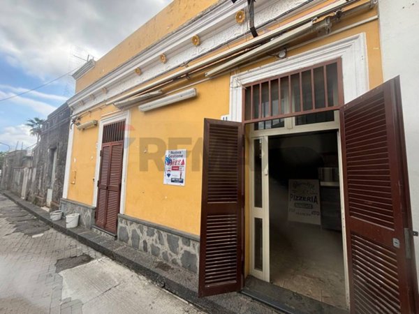 casa indipendente in vendita a Giarre in zona Macchia