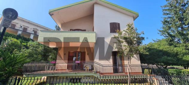 casa indipendente in vendita a Giarre