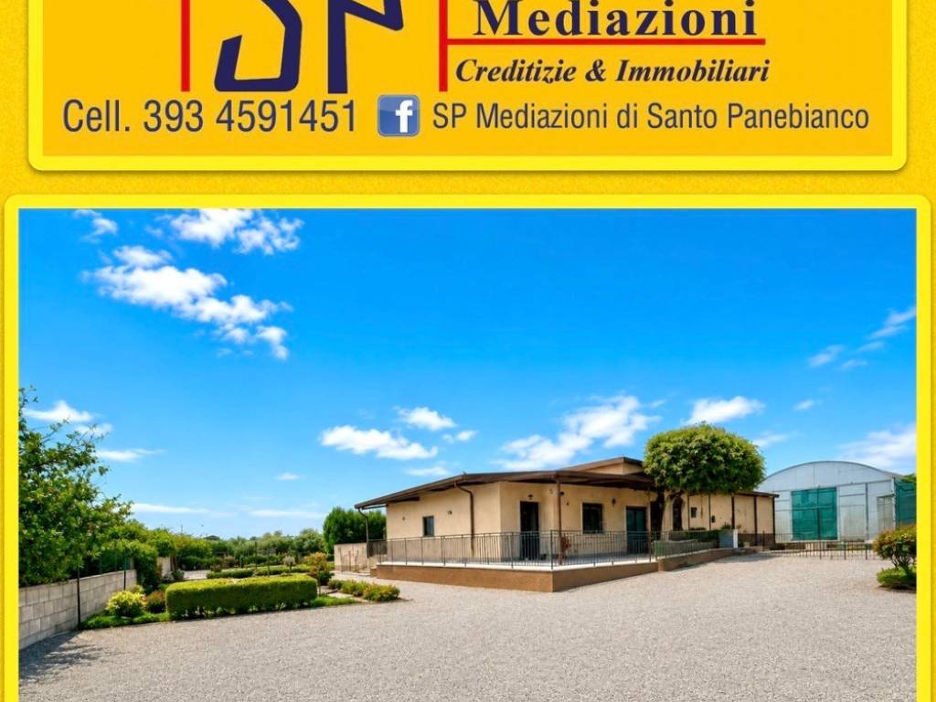 casa indipendente in vendita a Giarre in zona Altarello