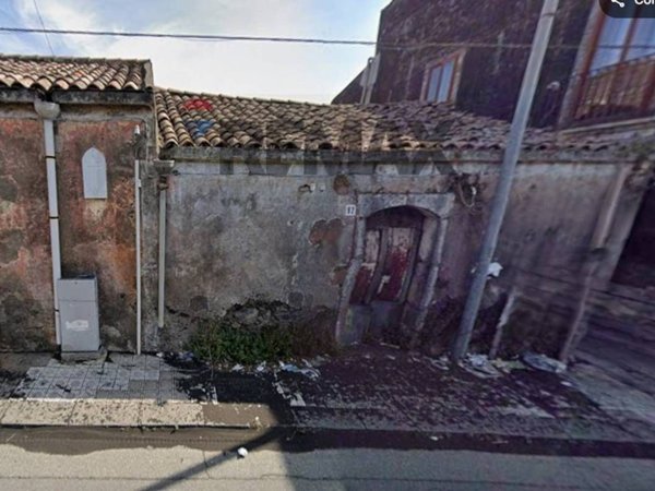 casa indipendente in vendita a Giarre in zona Carruba
