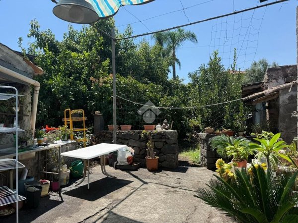 casa indipendente in vendita a Giarre in zona San Leonardello
