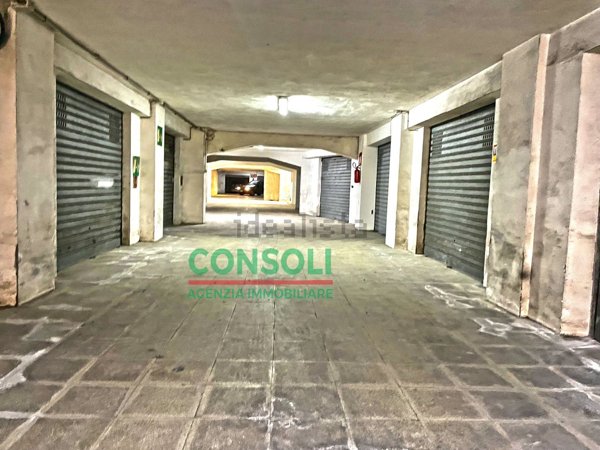 box auto in vendita a Giarre