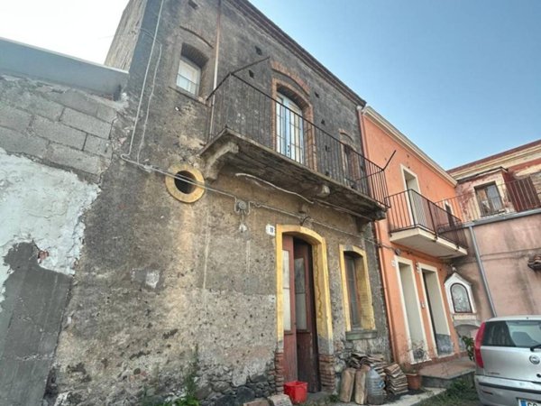casa indipendente in vendita a Giarre
