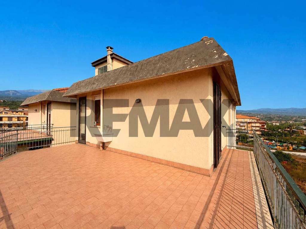 appartamento in vendita a Giarre