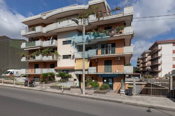 appartamento in vendita a Giarre in zona Macchia