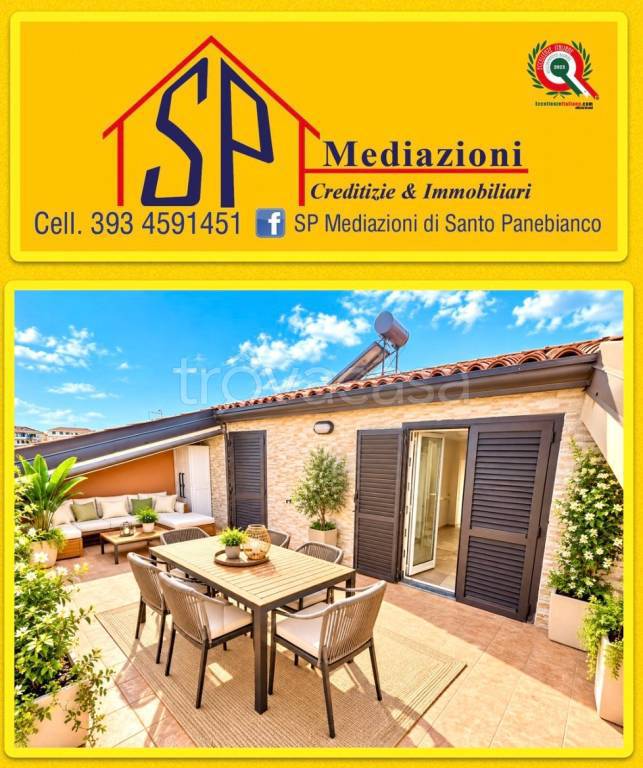 appartamento in vendita a Giarre in zona Trepunti